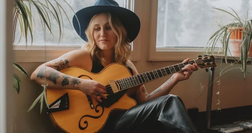 An evening with Mallory Chipman & Maddisun at Cafe No9 