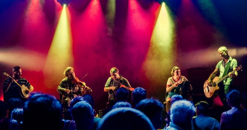 Topette!! UK Tour 2026 - Llanfairfechan, North Wales 