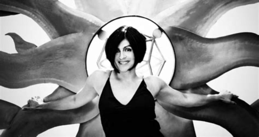 Espinoza featuring Annika Skoogh & Mike Outram 