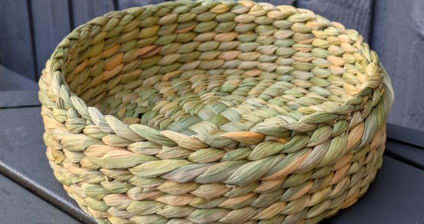 Create a Rush Breadbasket or place mats 