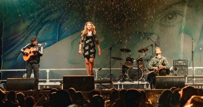 Calum Stewart, Luc McNally & Sophie Stephenson (music) 