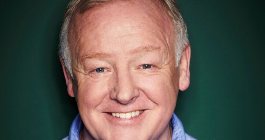 An Afternoon With Les Dennis 