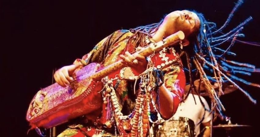 Gnawa Blues All Stars at Jamboree 