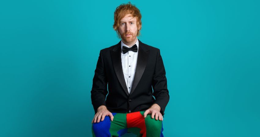 MARK SIMMONS: Jest To Impress 