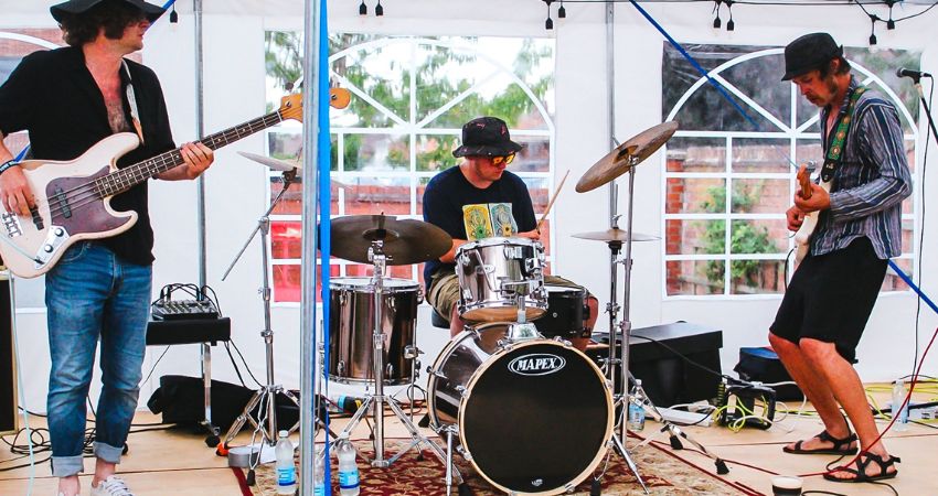 Smokin' Eskimo – Psychedelic Blues Rock 