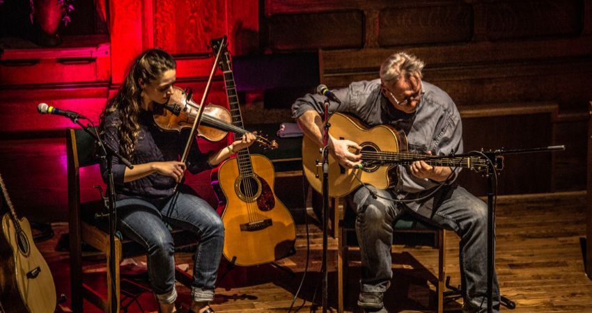 TONY MacMANUS and JULIA TOASPERN at The Black Swan Folk Club 