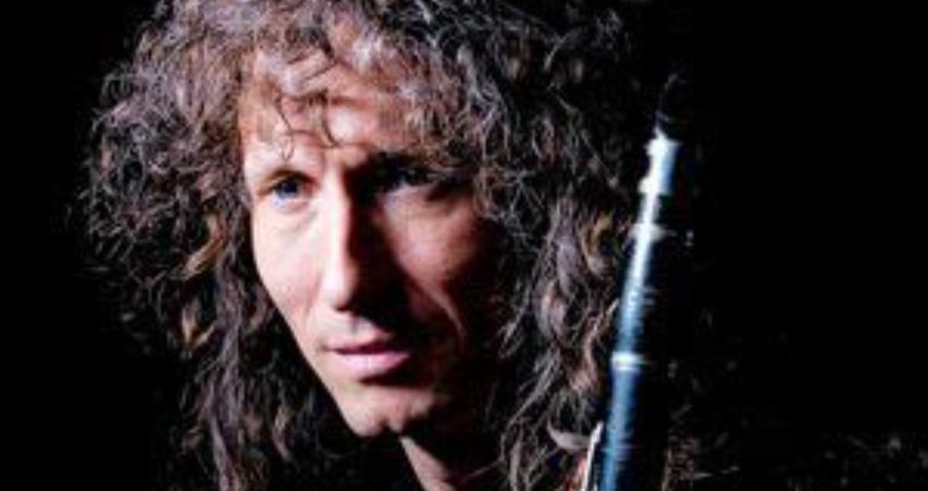 Julian Marc Stringle with The Neal Richardson Trio 