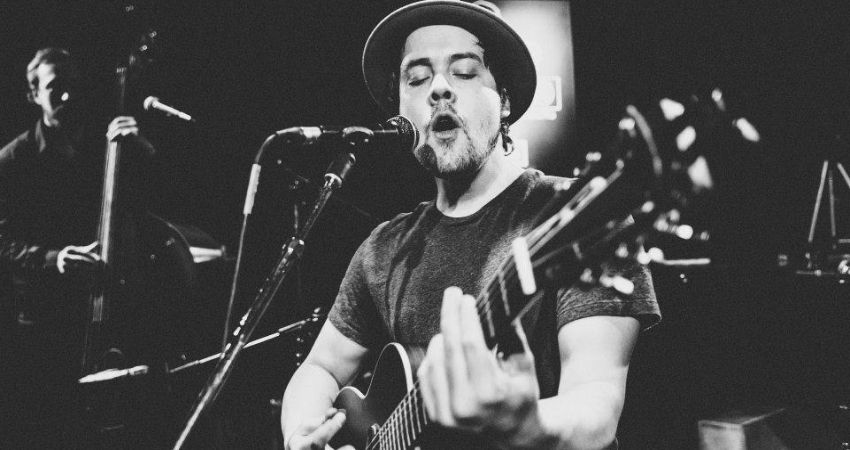 An evening with Jon Kenzie at Cafe No9 