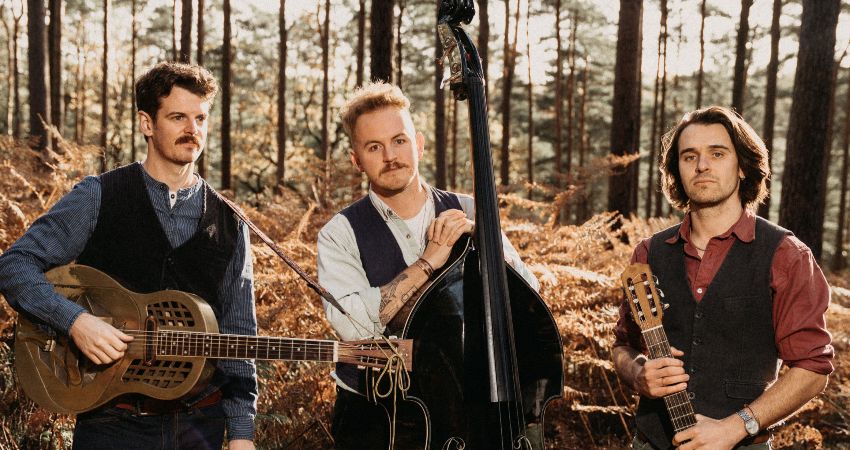 An evening with A.D. Scruffs at Cafe No9 