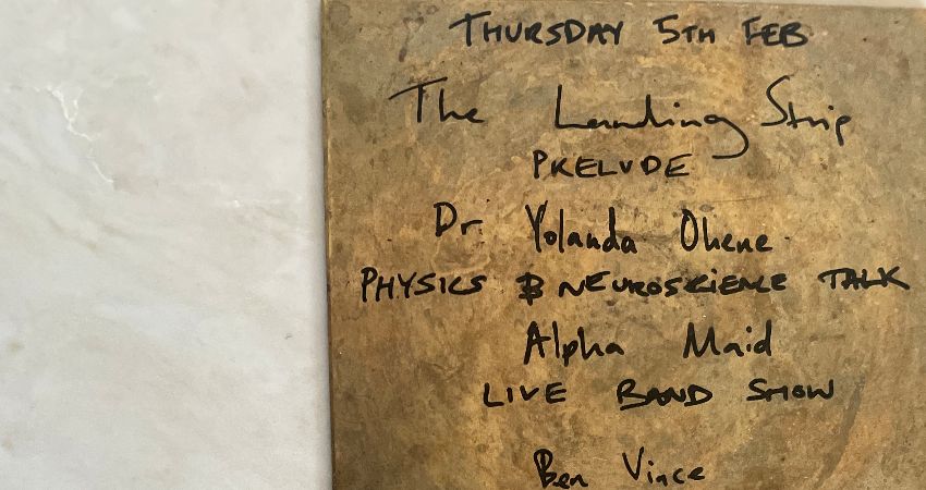 Alpha Maid: Is this a queue 