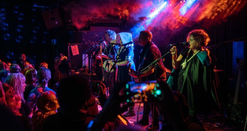 Ye Nuns / Bruno & The Outrageous Methods Of Presentation 