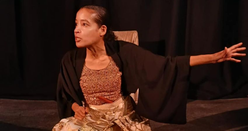 Yamanba (or, She'll be Coming Round the Mountain) 