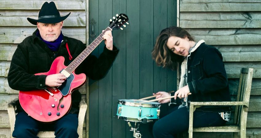 STOMPIN DAVE ELECTRIC DUO