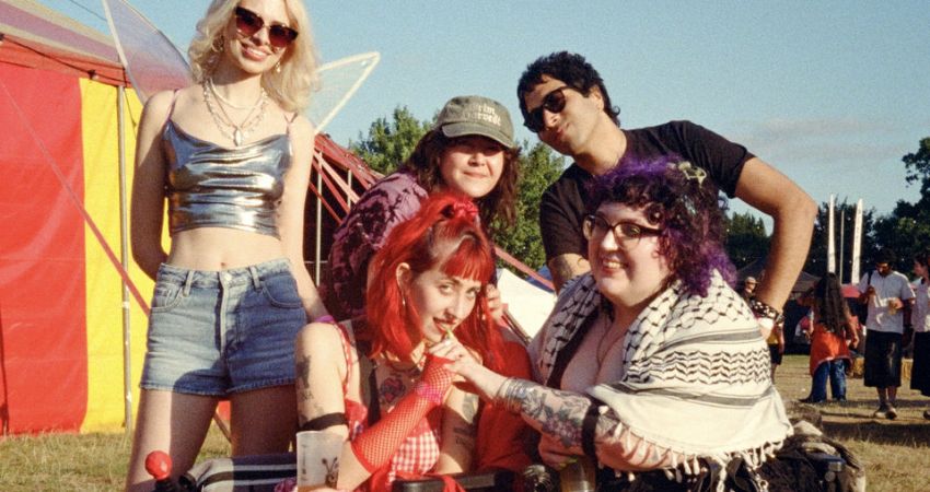 Sublux, Virvon Varvon, Crooked Snout play for Young Loud & Snotty 