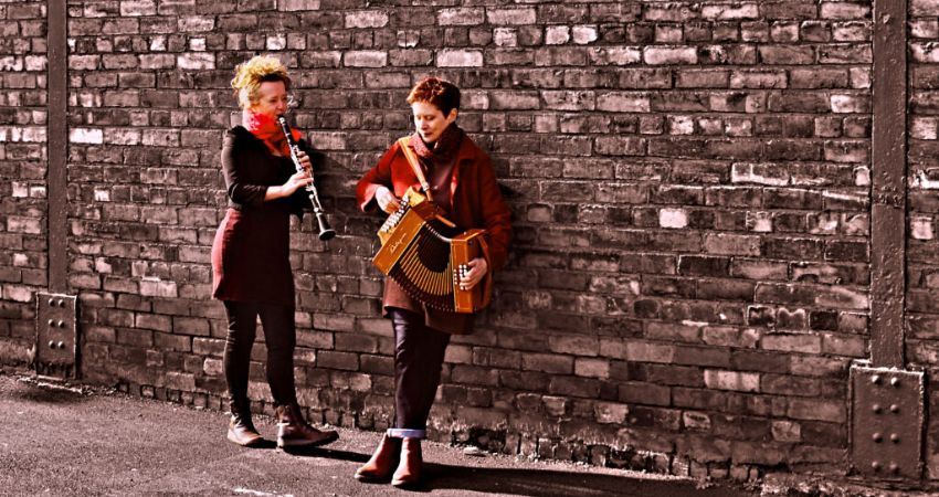 eurobal featuring Anna Pack and Jo Veal 