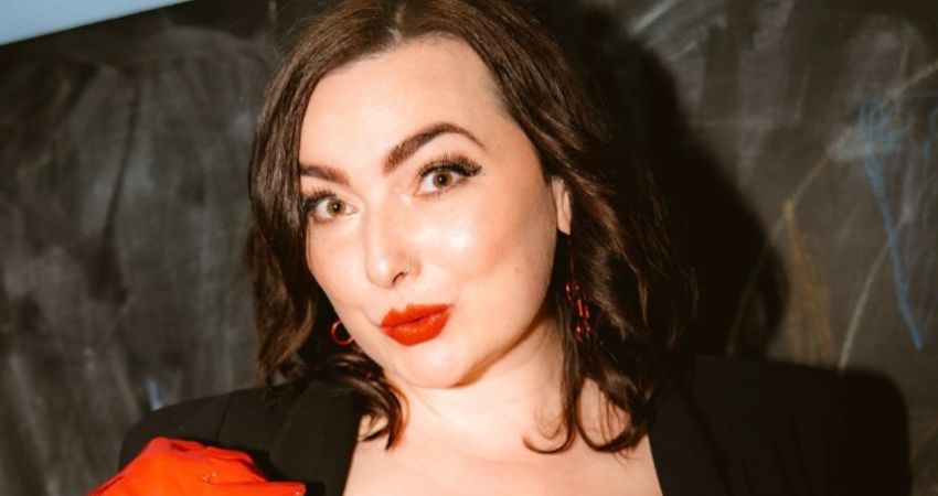 CROUCH END CABARET CLUB    KIKI NOIR ,CANDY HEALS ,MISS PETITTS + PRESIDENT OBONJO 