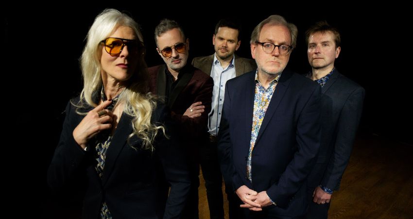 Moscow Drug Club + swing support: Paul Roberts 