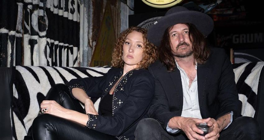 Lachlan Bryan + Hannah Aldridge 