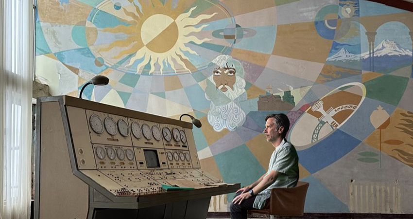 The Pump Present.... John MOuse 