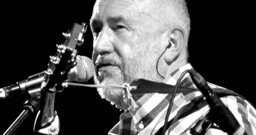 Bob Fox at Folk in the Barn