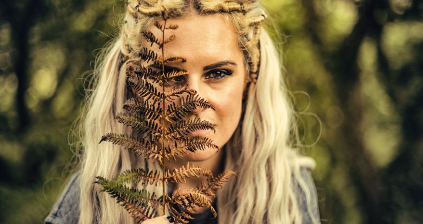 Field System presents:Helen Bruce- Black Dog Hound Tor Walk