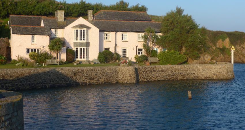 Efford Cottage: A History - with Rita Golden 