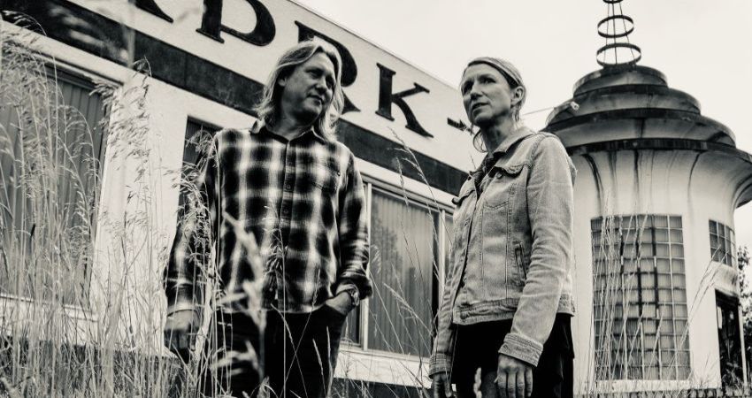 Martha Scanlan and Jon Neufeld (USA) 