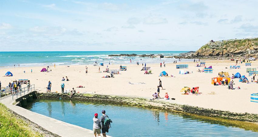 Poetry Scavenger Hunt for all the family on Summerleaze Beach with Nicola Garrard