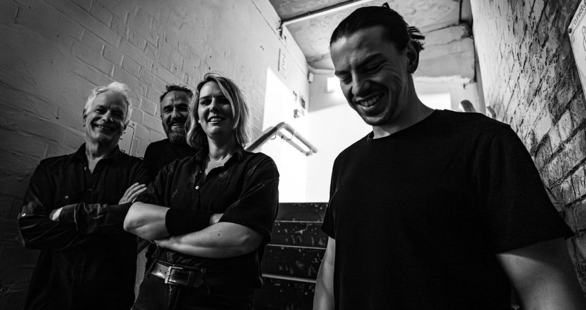 THE WEDDING PRESENT - SEAMONSTERS 35TH ANNIVERSARY 