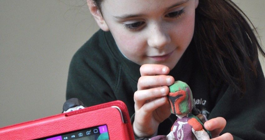 CLAY STOP-MOTION MOVIE MAKING WORKSHOP (AGES 6-11) 