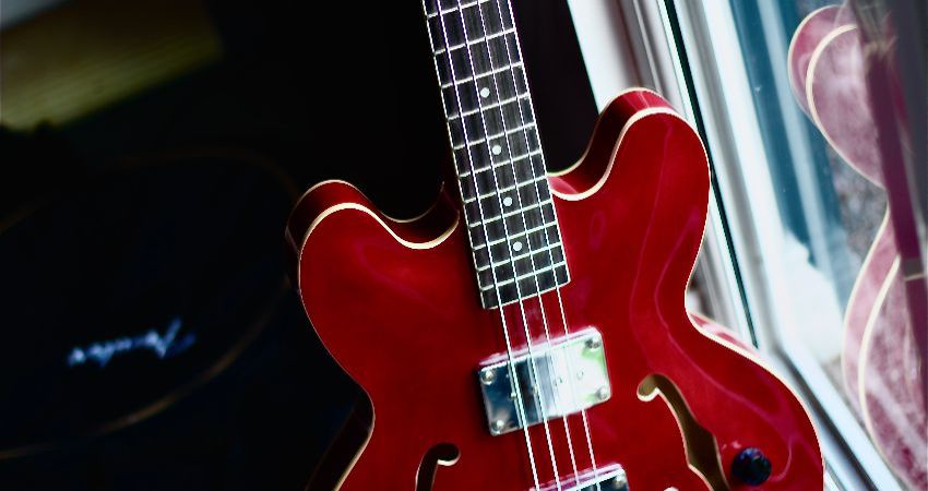 The Hunnymooners live at Hagbourne Village Hall 