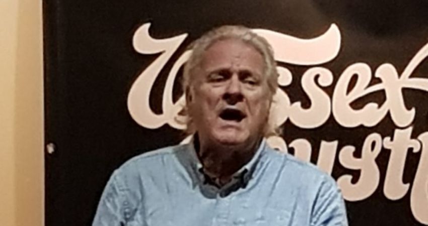 GEOFF LAKEMAN 