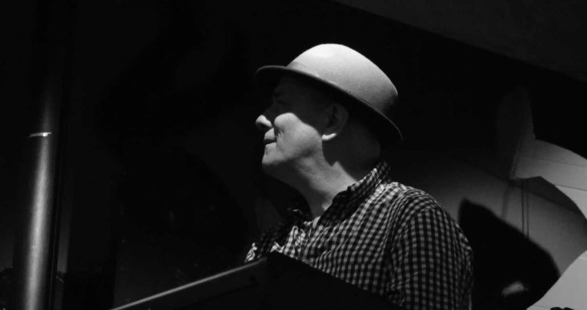 Mama Tokus & friends do Jazz at The Bazza 