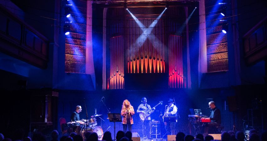 Jacqui McShee’s Pentangle