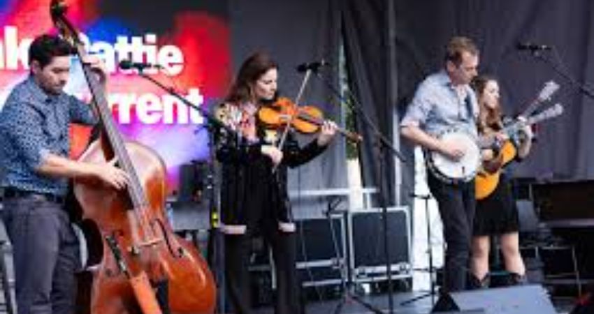 Hank, Pattie & the Current