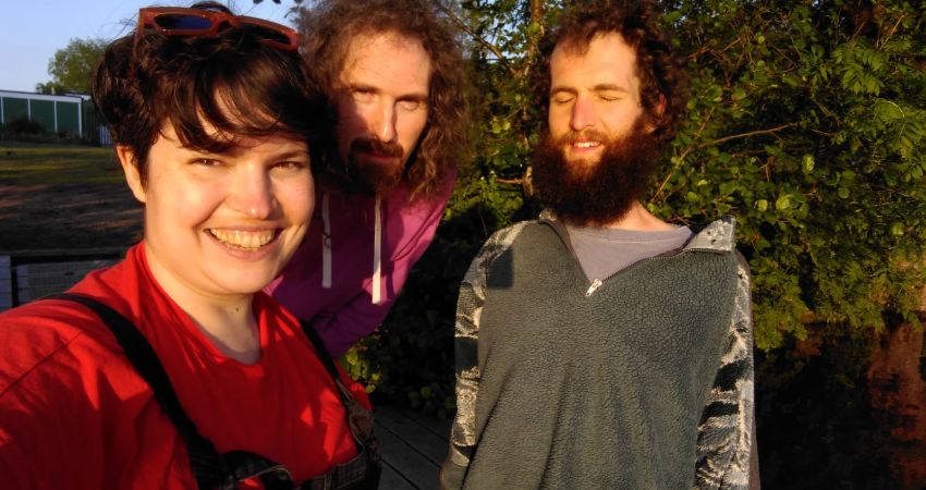 Strummer Room Records Presents... Lucy Leave