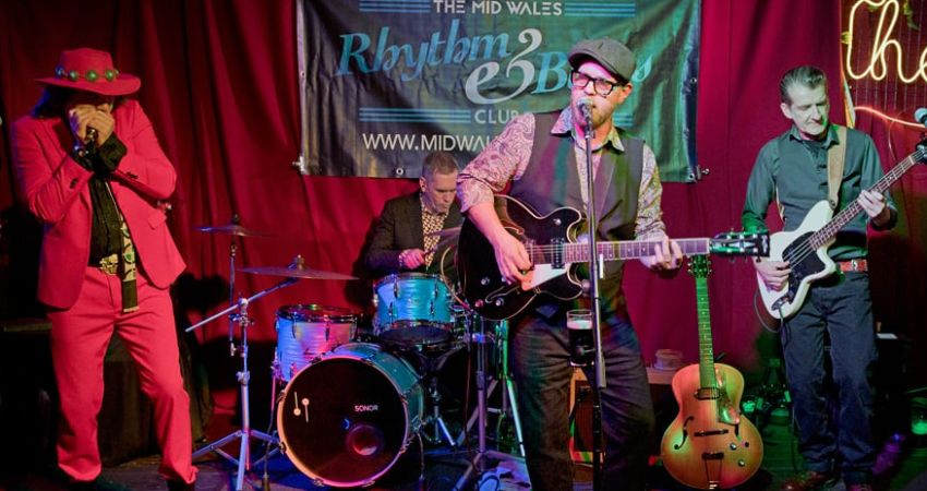 The Return of the Terraplanes Blues Band 