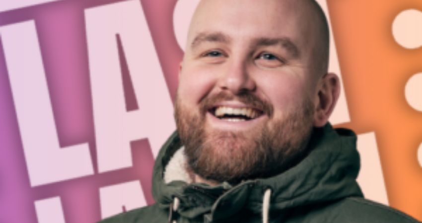 Last Laugh at The City Hall 