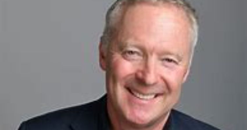 Headliners Chiswick Super Premium Show 