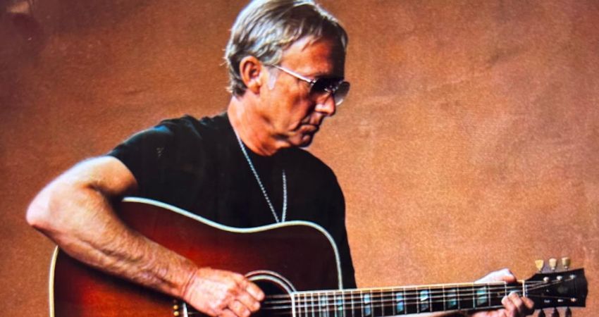 Travellers Tunes: An Evening With Steve Cradock