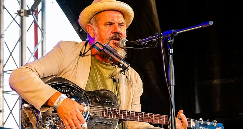 Trevor Babajack Steger - Guitar-Driven Blues Roots! 