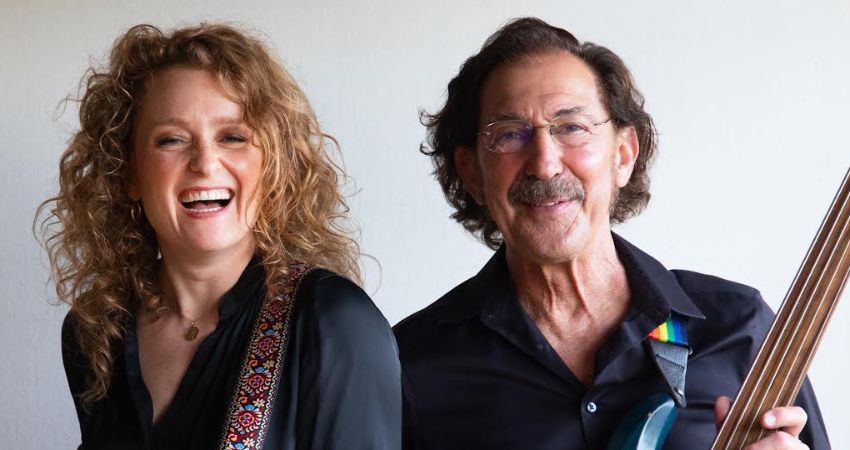 An evening with Alice Howe & Freebo at Cafe No9 (the second of two back to back shows) 