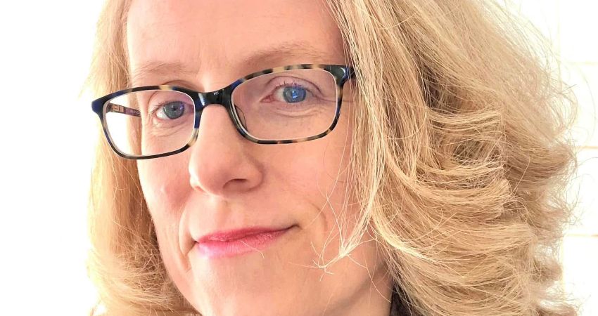 Emma Roodhouse - Inside view Constable 250