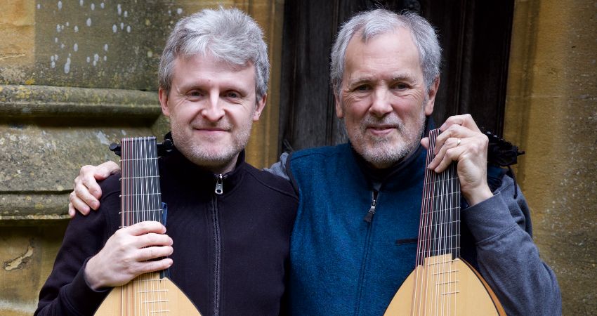 Nigel North and Michal Gondko play English renaissance lute duets 