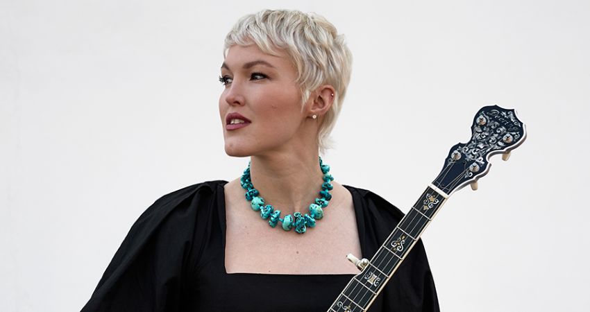 Ashley Cambell (Daughter of Glen Campbell) 