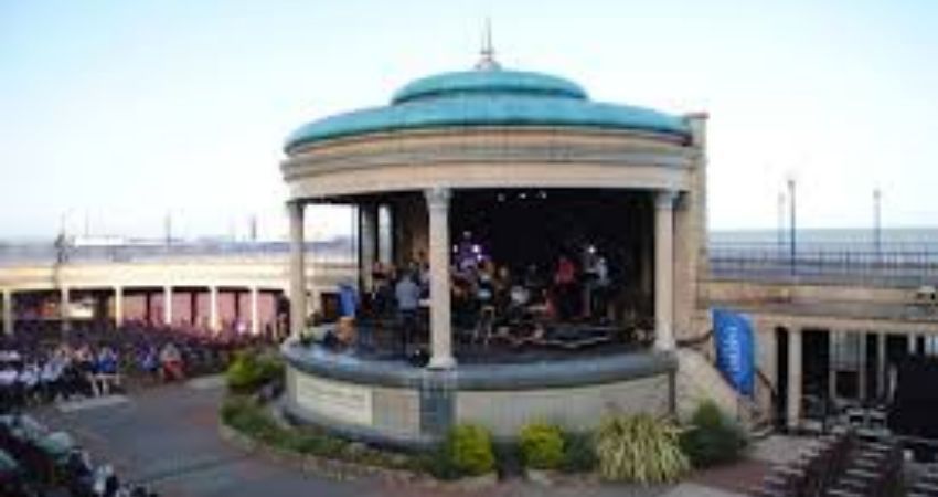 Eastbourne College presents The Bandstand Sessions
