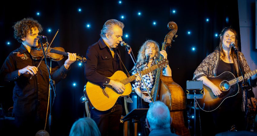 Julia Waldron & The Orchestrators