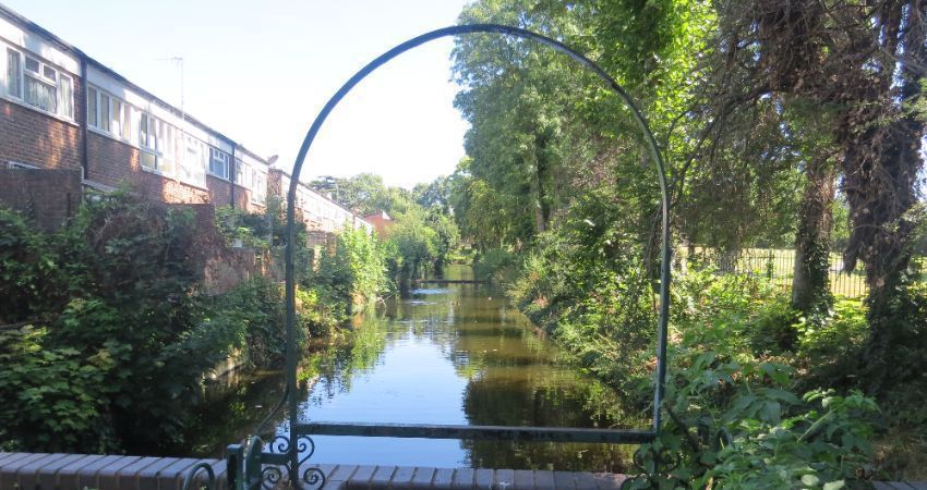 CROYDON CANAL ALLDAY GUIDED WALKING TOUR WITH PAUL TALLING (AUTHOR OF LONDON'S LOST RIVERS)