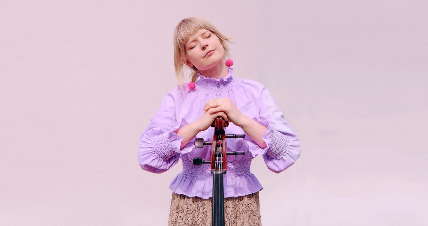 An evening with Monique Clare at Cafe No9 