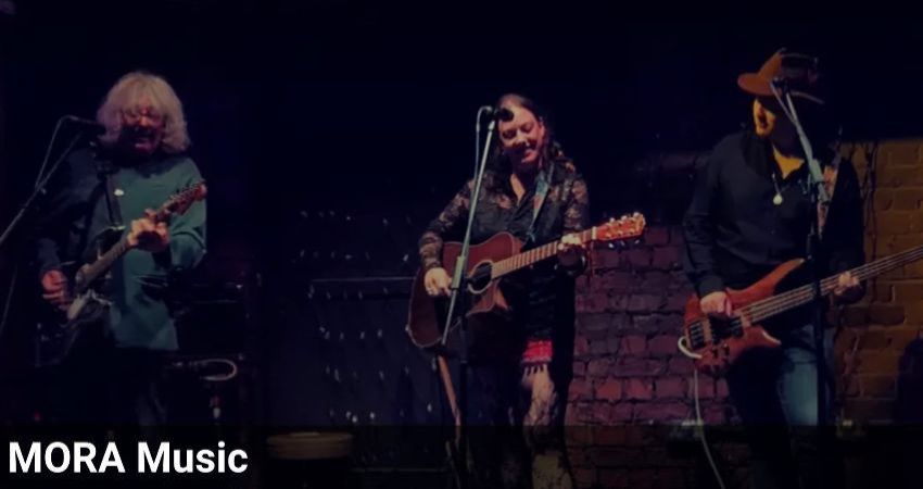 Mora & the Fabulous Wonderfuls feat. Guitar George 